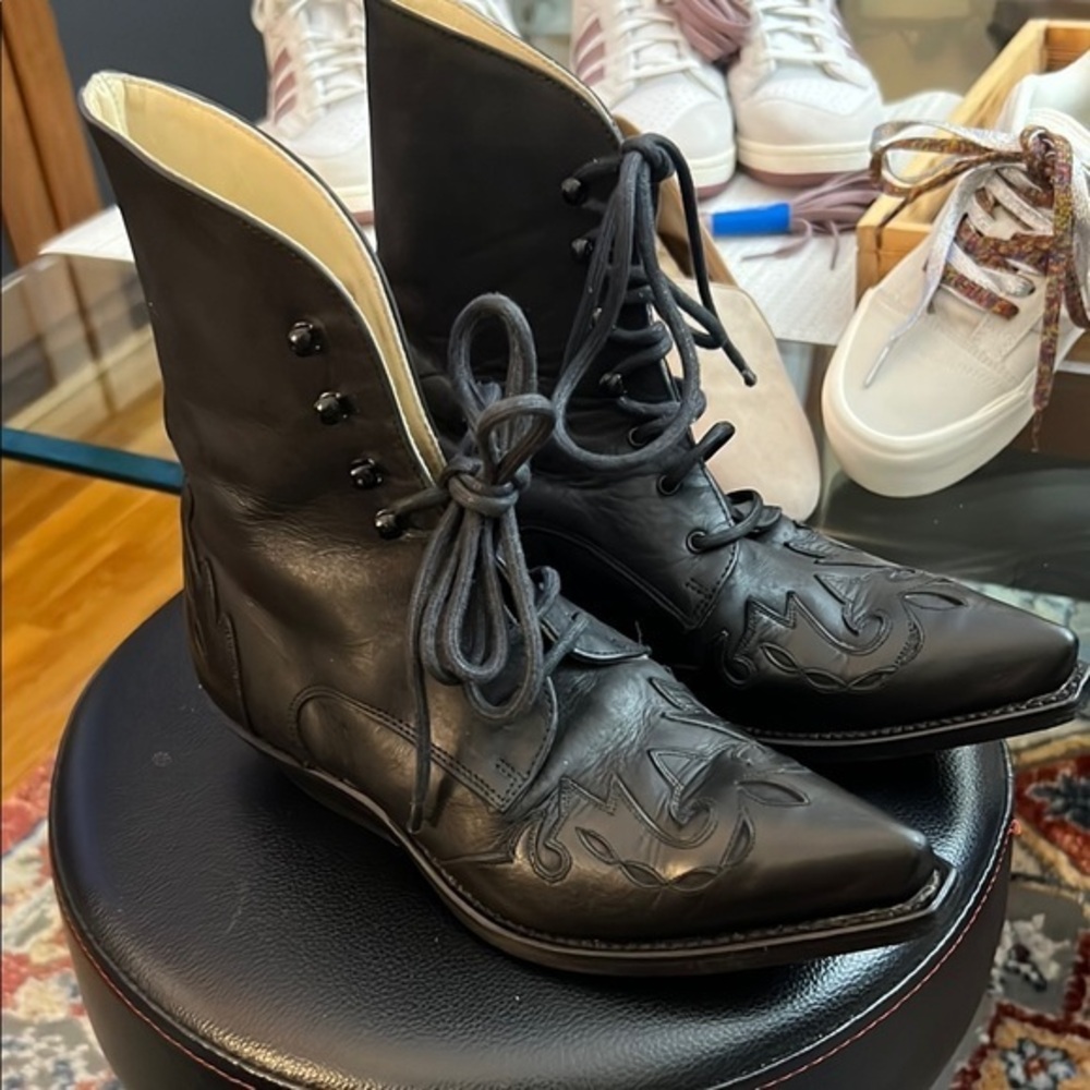 VINTAGE, SANCHO BOOTS , made in SPAIN , Stylish Black women’s Leather , size37